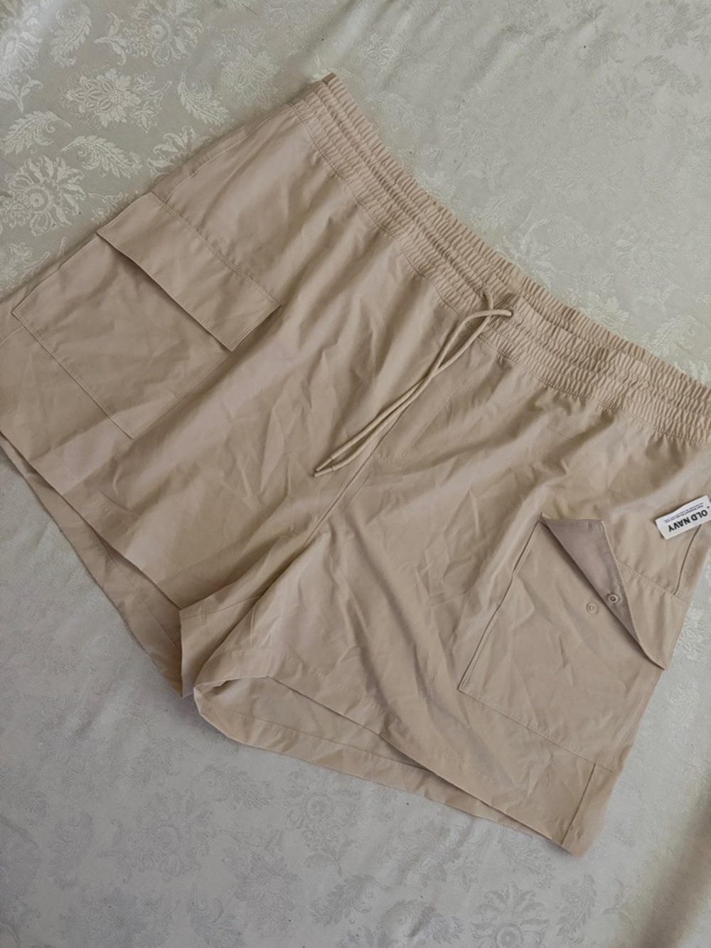 Old Navy Beige Cargo Drawstring Shorts 4X plus size high rise